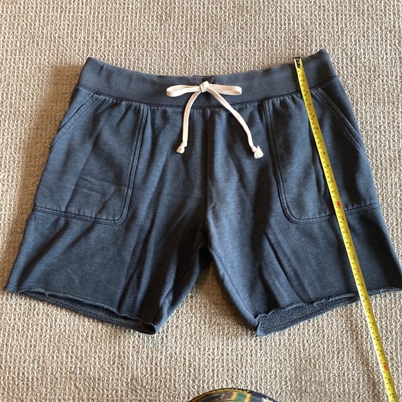 J. Crew Navy Blue Drawstring Sweat Shorts w/ Pockets - Sz XL - Picture 7 of 7